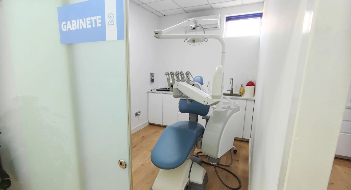 clínica dental en teatinos