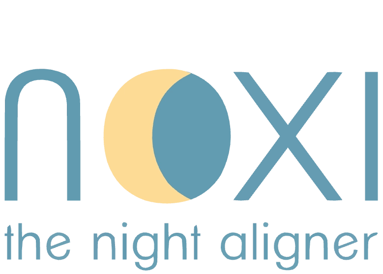 Logo de NOXI, la ortodoncia nocturna de NOVADENTAL